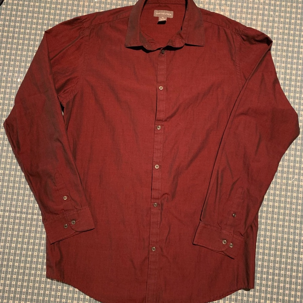Van Heusen Boy’s XL (18/20) Burgundy/Black Long Sleeve Dress Shirt